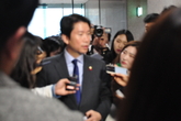 더불어 민주당 이인영 원내대표가 인터뷰를 하고있다