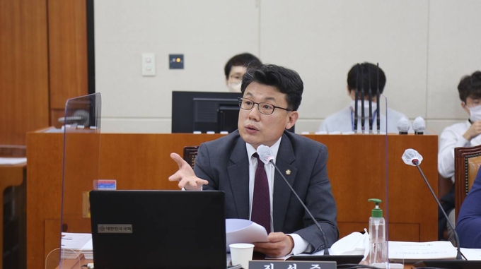 더불어민주당 진성준 의원 