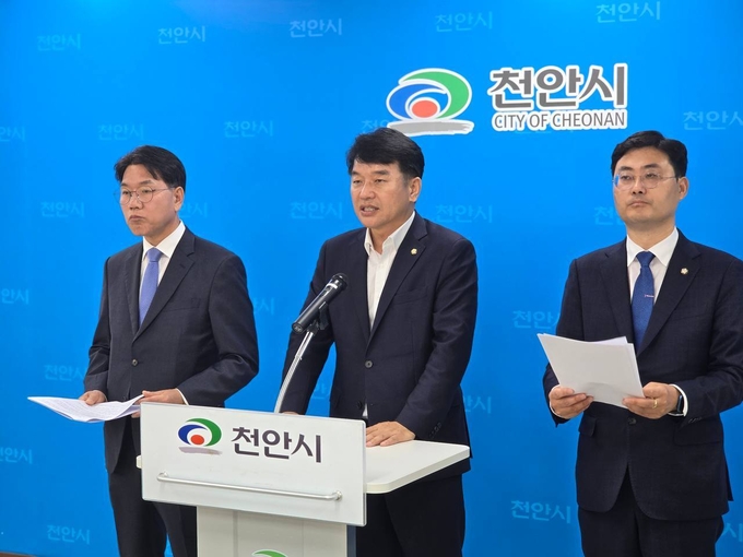 22대 총선 천안 갑(문진석)·을(이재관)·병 (이정문)당선인, 합동기자회견 개최