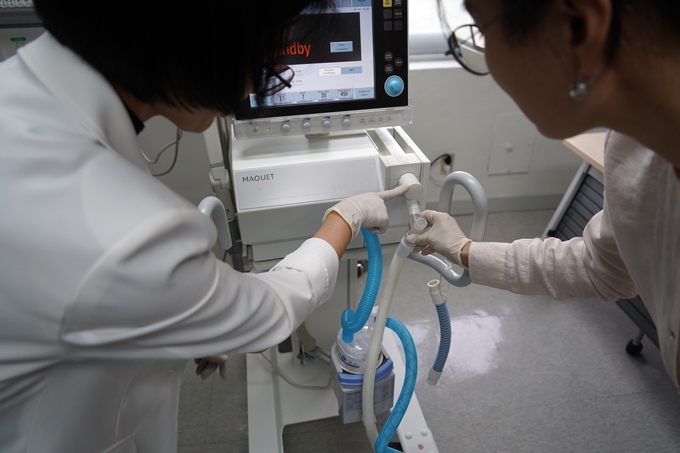 간호사 업무 관련 시범사업 (가칭)전담간호사 교육을 하고있다 <br>
간호사협회제공