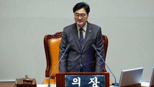 우원식 국회의장이 27일(목) 제415회국회(임시회) 제3차 본회의에서 모두발언을 하고 있다.<br>
<br>
국회제공