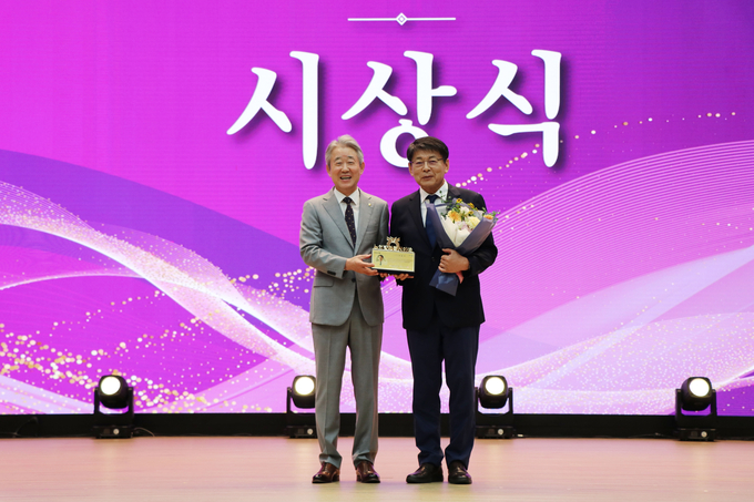 더불어민주당 서삼석 의원“2025년 농업발전혁신인상 수상